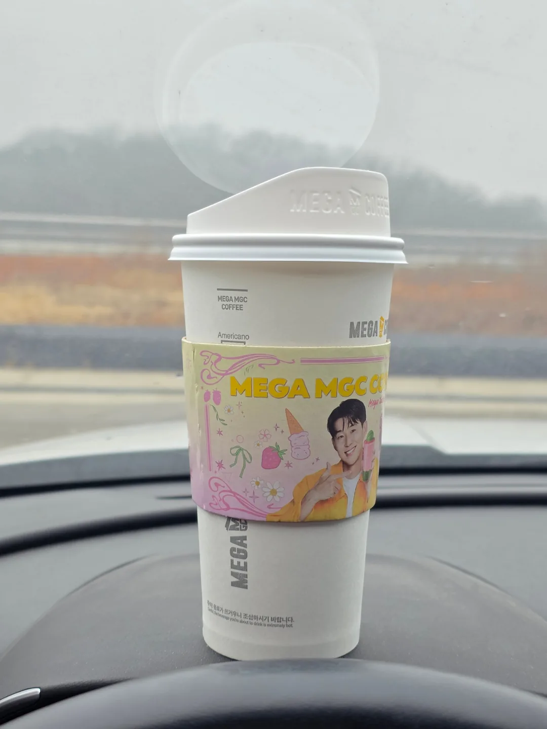⛄️Buổi sáng đầy sương mù~ Một tách cà phê☕️
