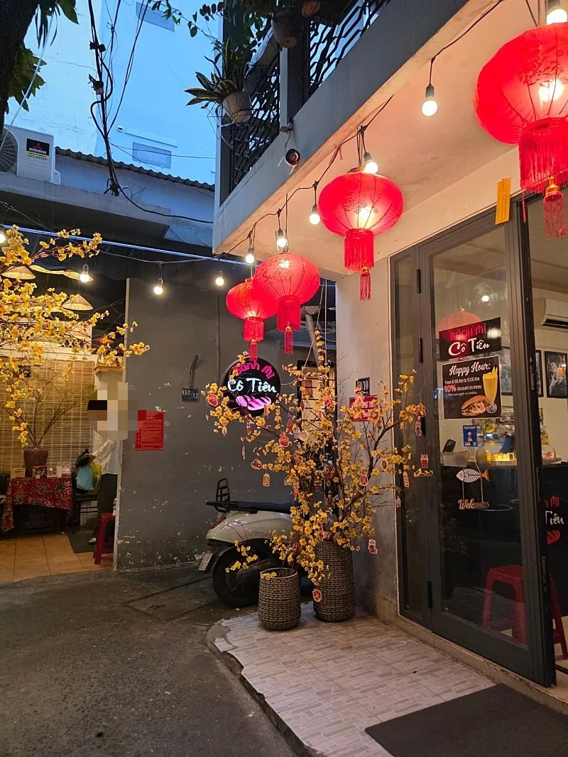 🇻🇳Chuyến du lịch Đà Nẵng của ba mẹ con_ Bánh mì Cô Tiên cứ nhớ mãi