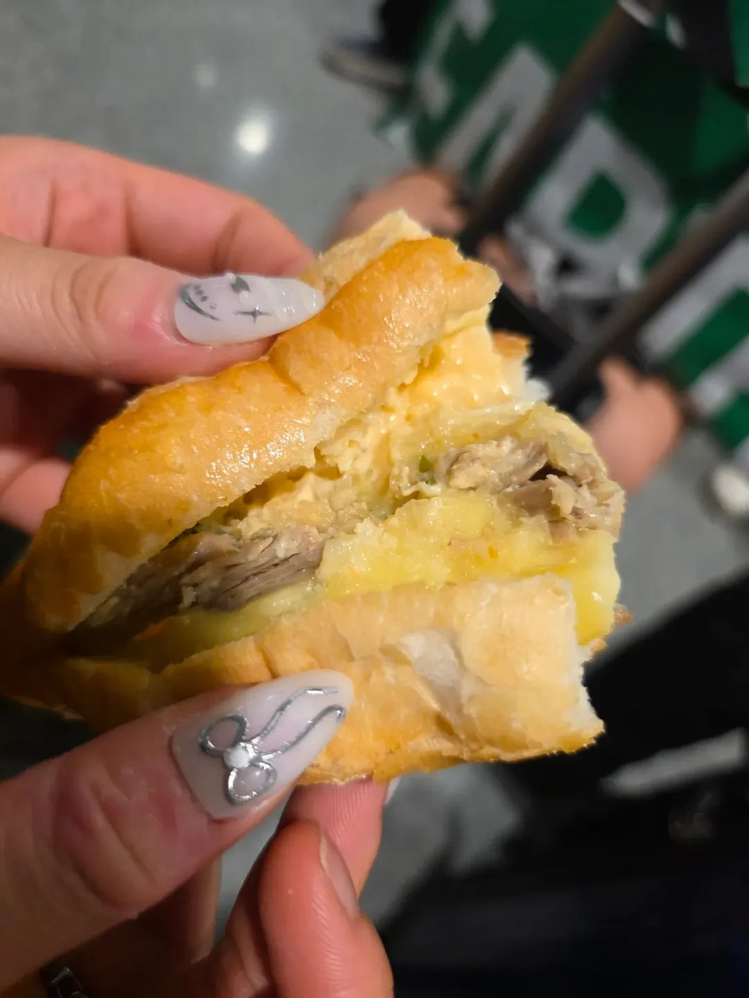 🇻🇳Chuyến du lịch Đà Nẵng của ba mẹ con_ Bánh mì Cô Tiên cứ nhớ mãi
