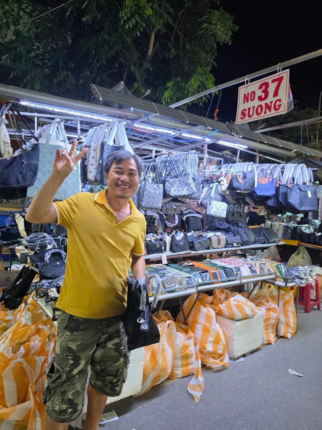 📸🇻🇳[Bức ảnh để đời của tôi] Những thiên thần nụ cười mà tôi đã gặp ở Đà Nẵng😍