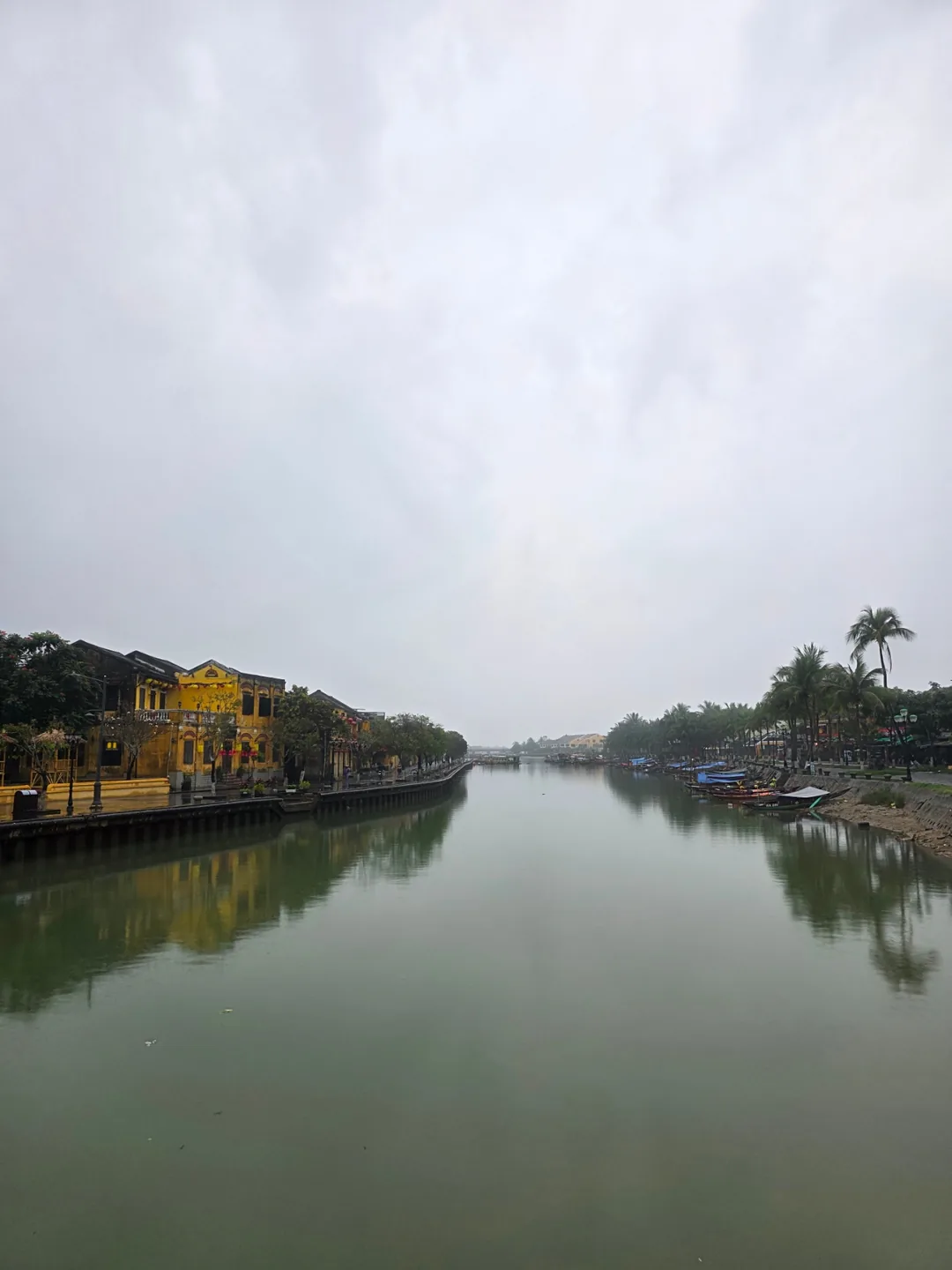 🇻🇳Chuyến du lịch Đà Nẵng của ba mẹ con_Khung cảnh buổi sáng mưa ở Hội An