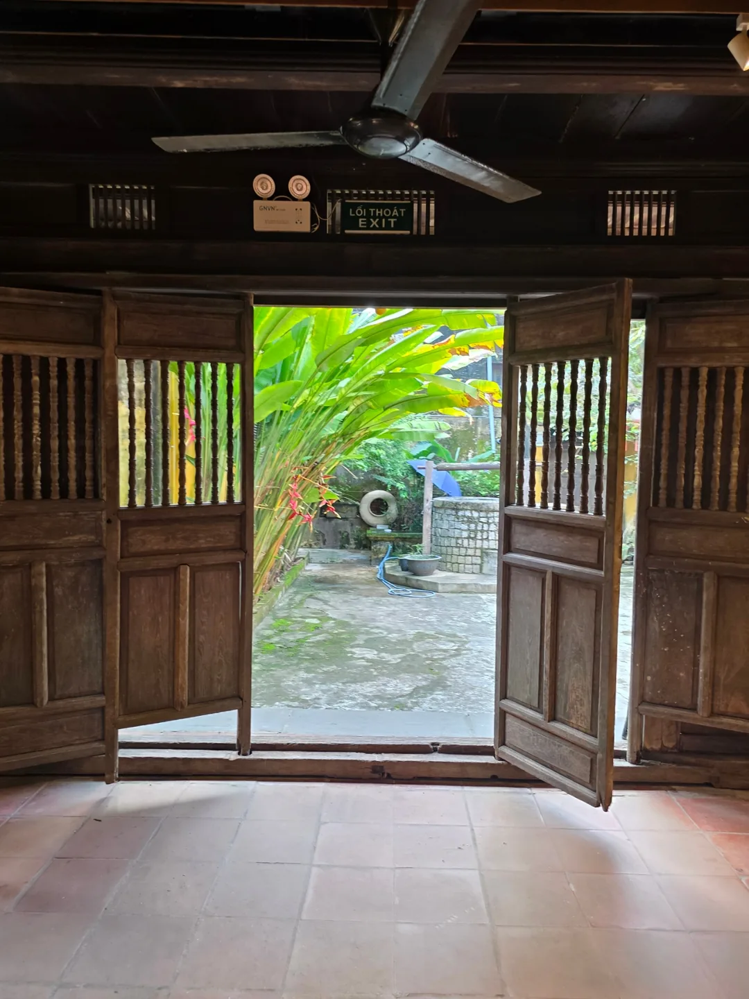 🇻🇳 Chuyến du lịch Đà Nẵng của ba mẹ con _ Quán cà phê ngon ở Hội An Gióng Cafe~ Chắc chắn sẽ quay lại 100%!