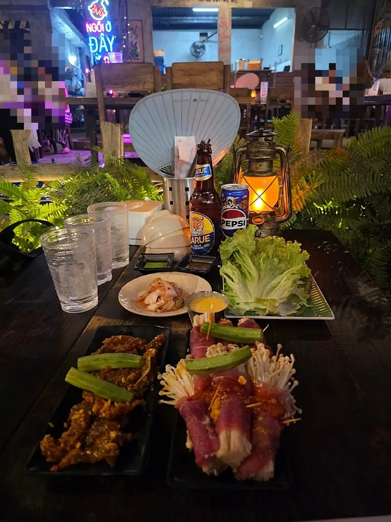 🇻🇳 Chuyến du lịch Đà Nẵng của ba mẹ con_ Quán BBQ than địa phương ngon ở Hội An (thanh toán bằng GLN)