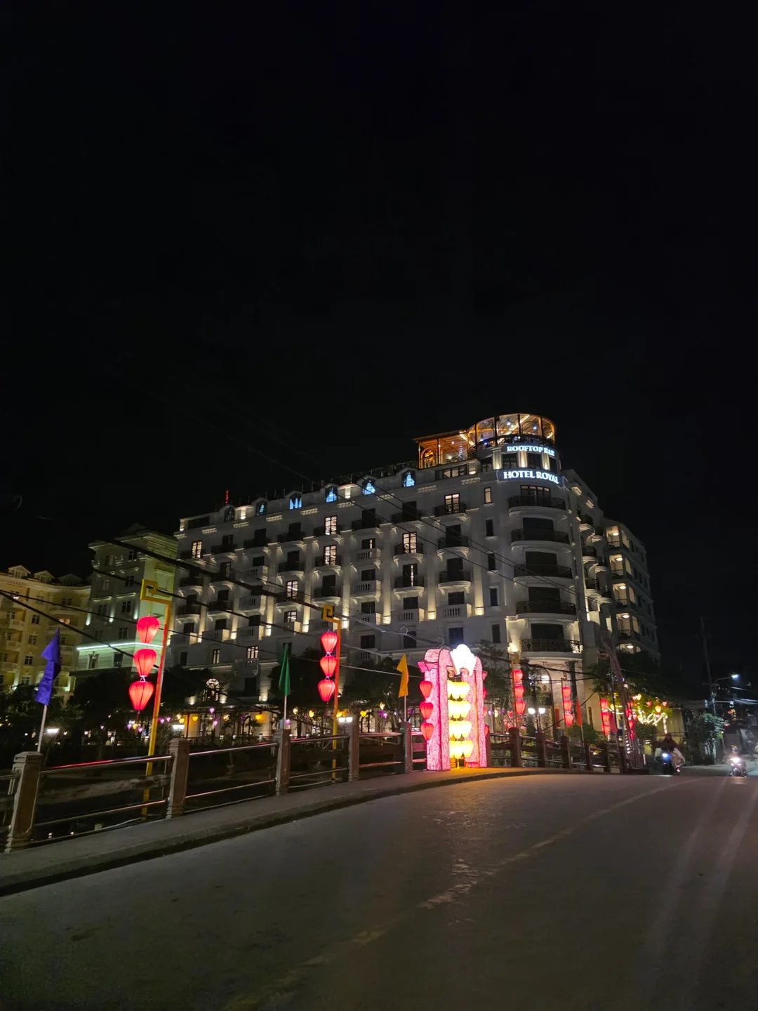 🇻🇳Chuyến du lịch Đà Nẵng của ba mẹ con_ Ăn rồi thì phải đi bộ chứ..hehe