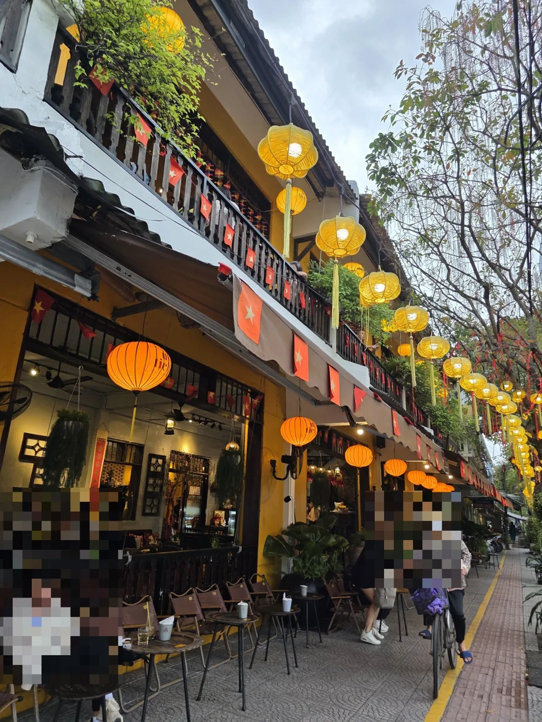 🇻🇳Chuyến du lịch Đà Nẵng của ba mẹ con_ (hợp tác địa phương) quán cà phê Út Tịch
Út Tịch café