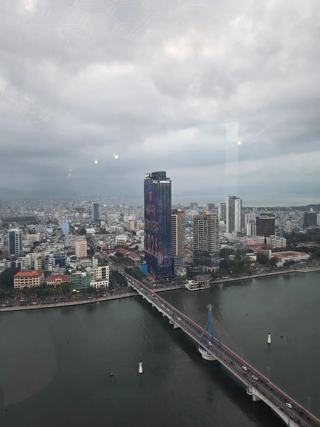 Chuyến du lịch Đà Nẵng của ba mẹ con 🇻🇳 Ngày đặc biệt thì phải có bít tết 🥩