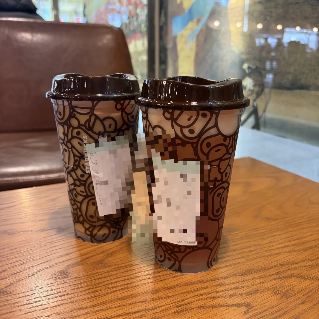 Cốc tái sử dụng Starbucks! Cuối cùng phải nhờ người mua hộ...😂