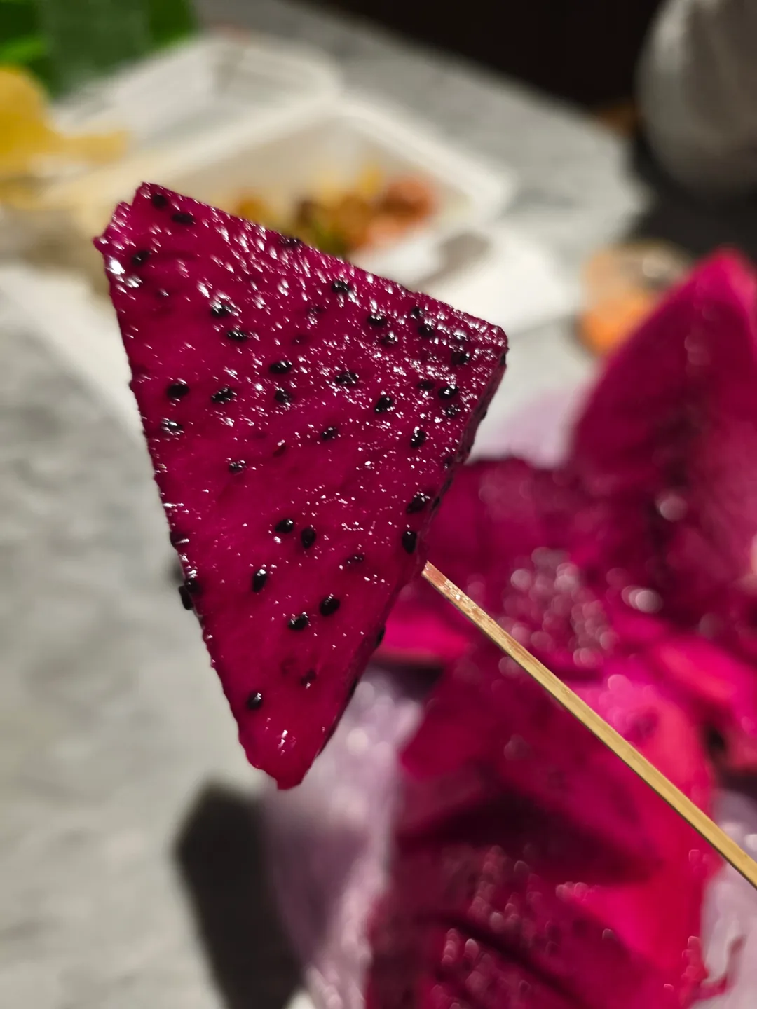 🇻🇳 Chuyến du lịch Đà Nẵng của mẹ và hai con gái_ Hãy ghi nhớ những lưu ý khi ăn trái cây Việt Nam⚠️