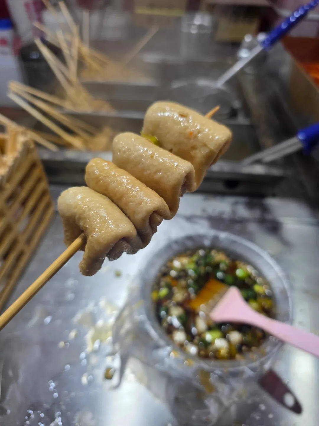 À... mình phải về nhà rồi...