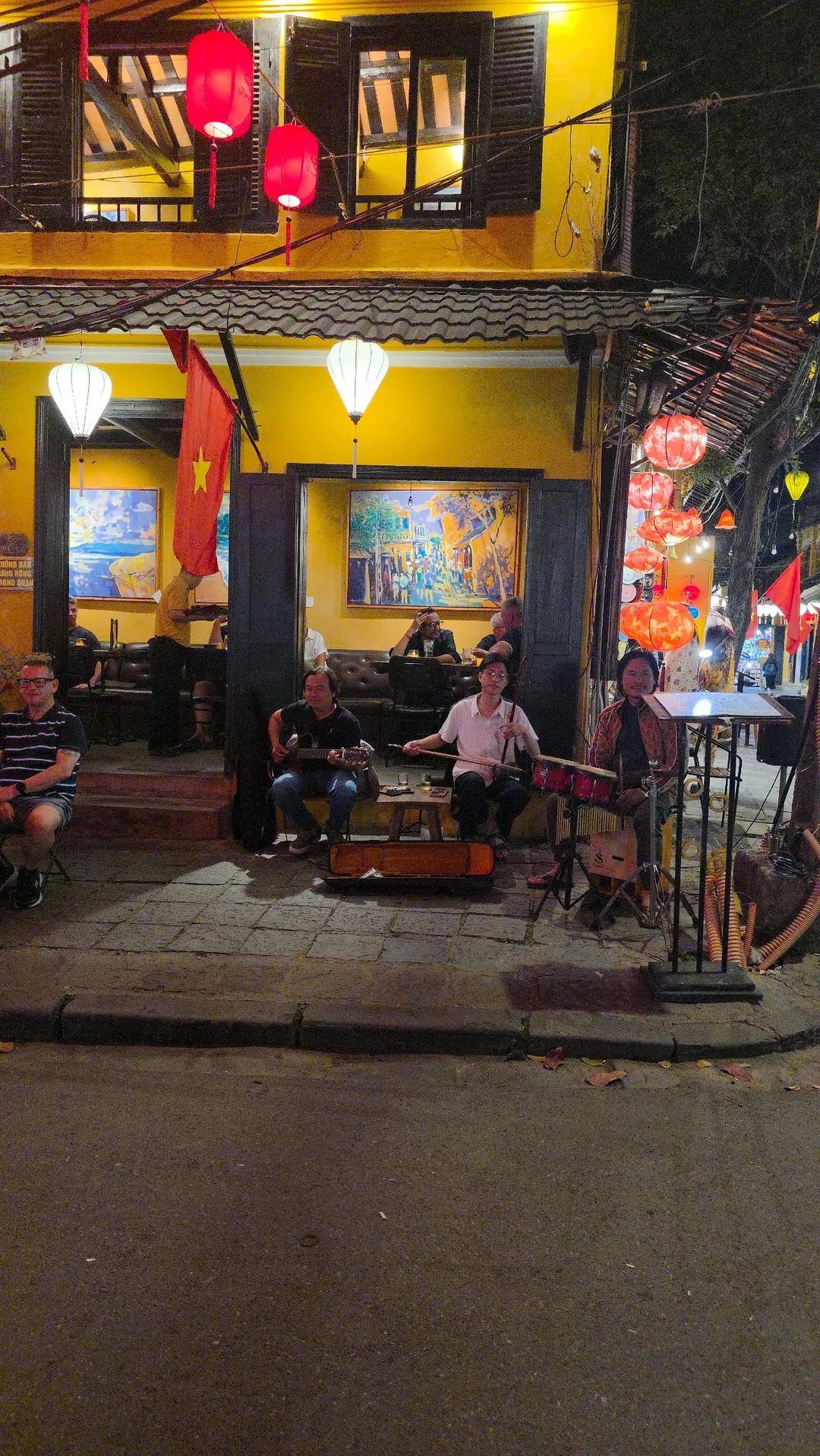 🇻🇳 Chuyến du lịch Đà Nẵng của ba mẹ con_ Khoảnh khắc còn tỏa sáng hơn cả cảnh đêm Hội An ✨️