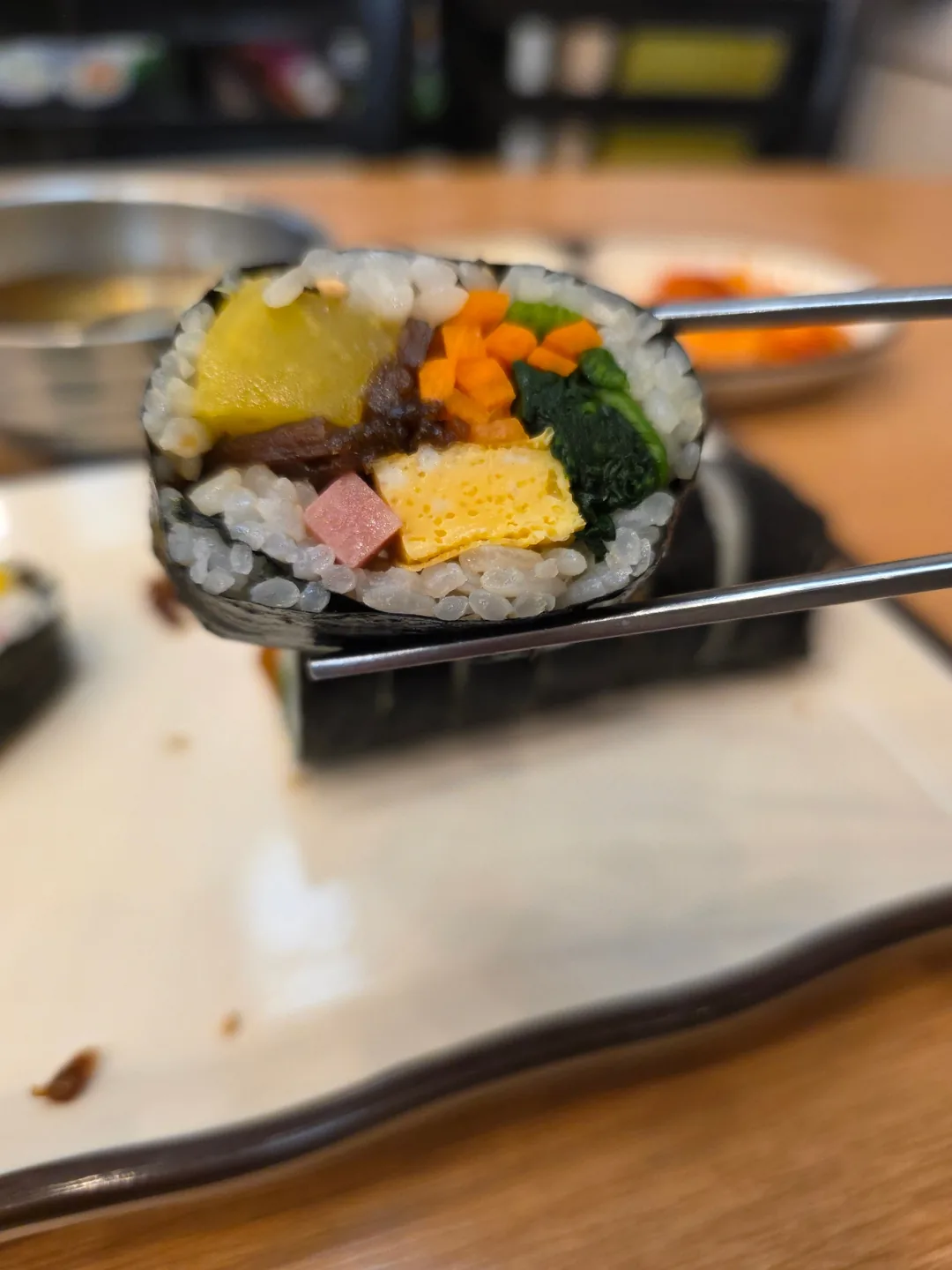 Kimbap trung thành với những điều cơ bản