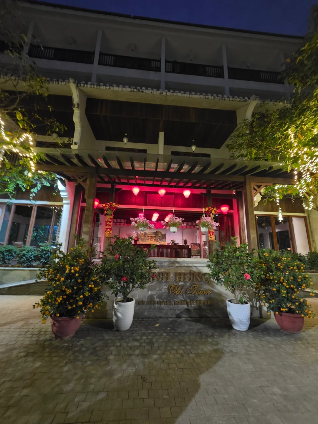 🇻🇳Chuyến du lịch Đà Nẵng của ba mẹ con ba thế hệ_ Ấn tượng đầu tiên về khách sạn Vinh Hung Old Town Hotel ở Hội An "Hô