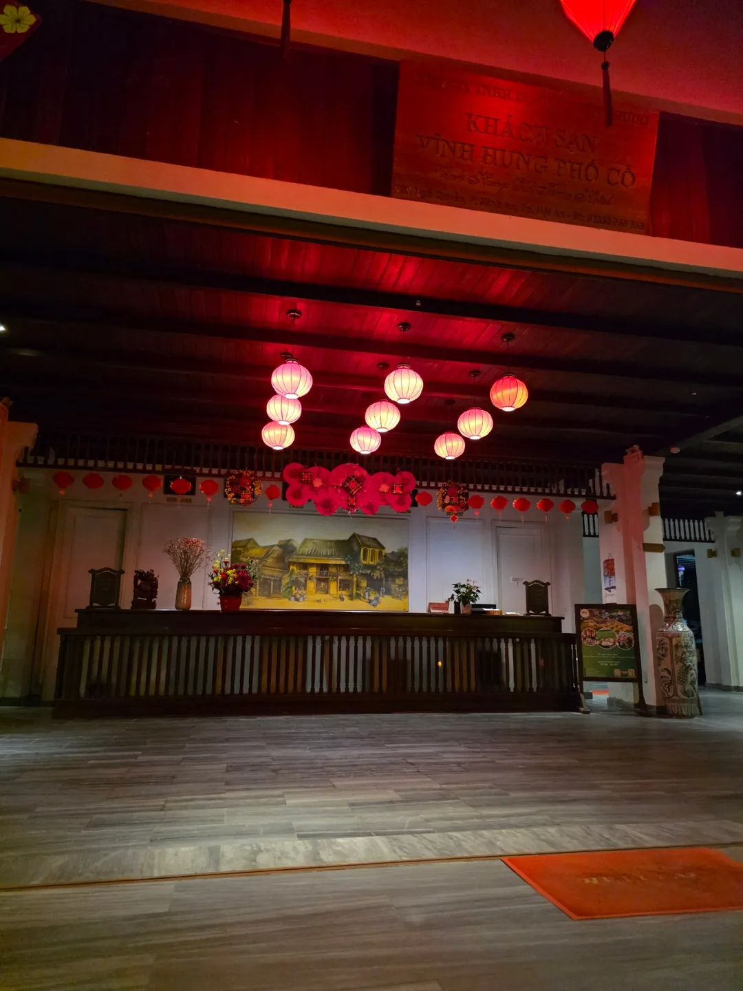 🇻🇳Chuyến du lịch Đà Nẵng của ba mẹ con ba thế hệ_ Ấn tượng đầu tiên về khách sạn Vinh Hung Old Town Hotel ở Hội An "Hô