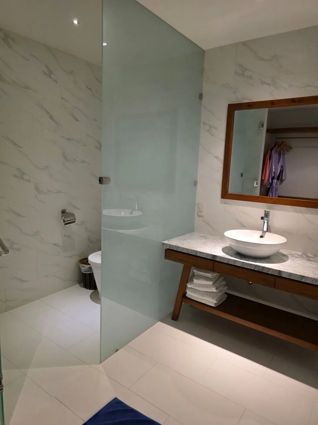 🇻🇳 Chuyến du lịch Đà Nẵng của ba thế hệ mẹ con_ Review chi tiết phòng Deluxe Family Room khách sạn Vinh Hung Old Town Hotel Hội An 1️⃣