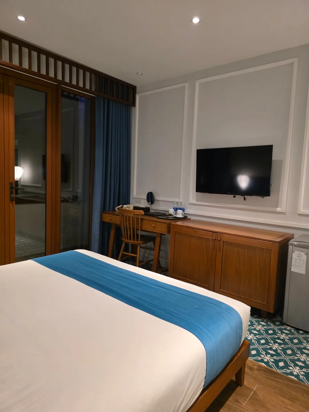 🇻🇳 Chuyến du lịch Đà Nẵng của ba thế hệ mẹ con_ Review chi tiết phòng Deluxe Family Room khách sạn Vinh Hung Old Town Hotel Hội An 1️⃣