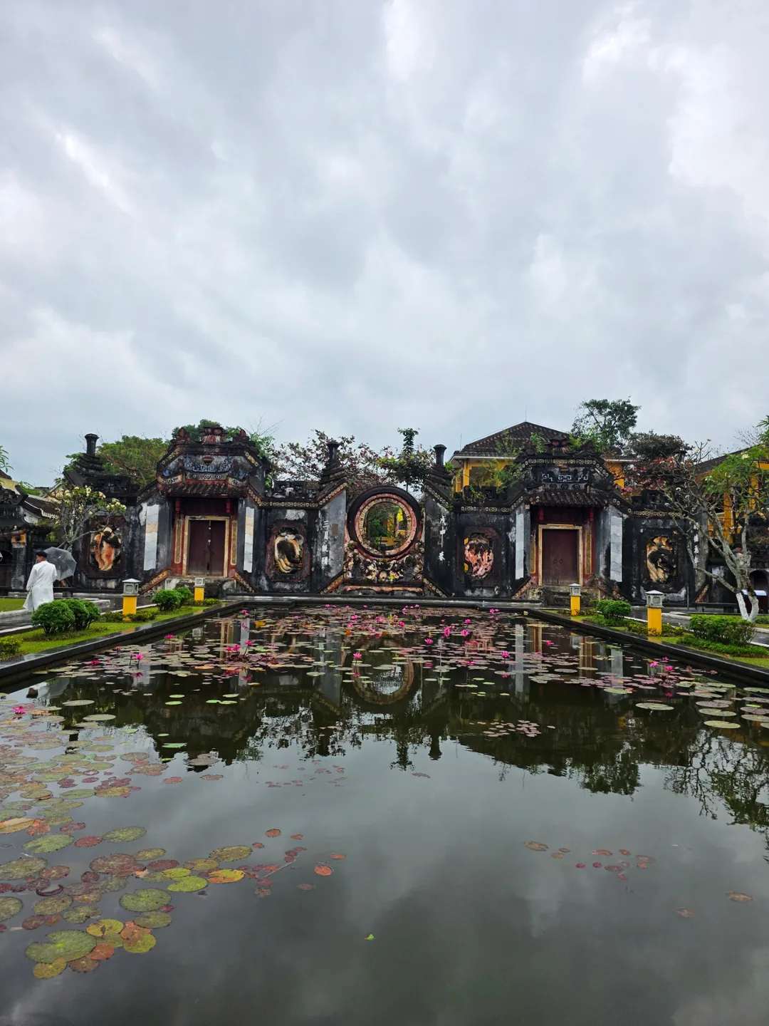 🇻🇳Chuyến du lịch Đà Nẵng 3 mẹ con_ Chào mừng đến~!! Lần đầu thấy chùa Bà Nà trong mưa đúng không??😂