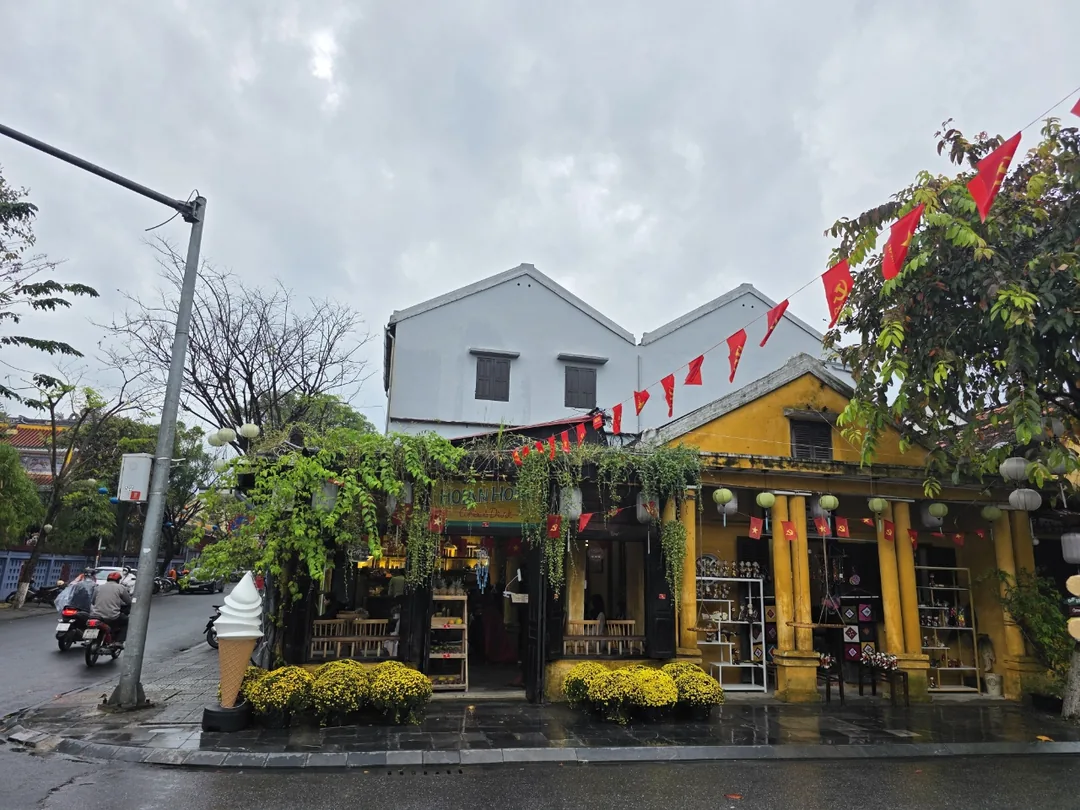 🇻🇳 Chuyến du lịch Đà Nẵng của ba mẹ con nhà nội_ Quán cà phê xinh xắn dễ thương Hoian Home