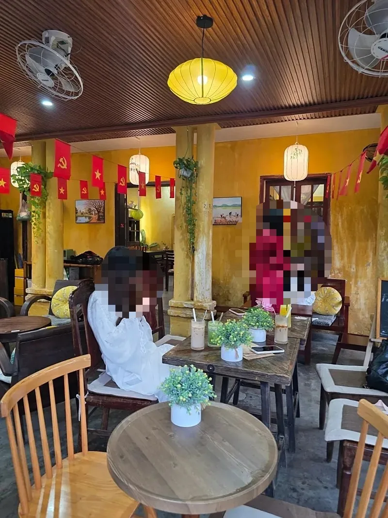 🇻🇳 Chuyến du lịch Đà Nẵng của ba mẹ con nhà nội_ Quán cà phê xinh xắn dễ thương Hoian Home