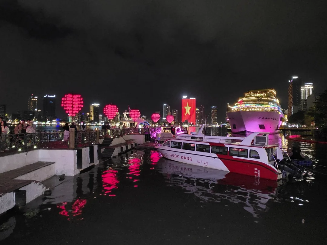 🇻🇳Chuyến du lịch Đà Nẵng của ba mẹ con_ Cầu Tình Yêu (Love Pier)