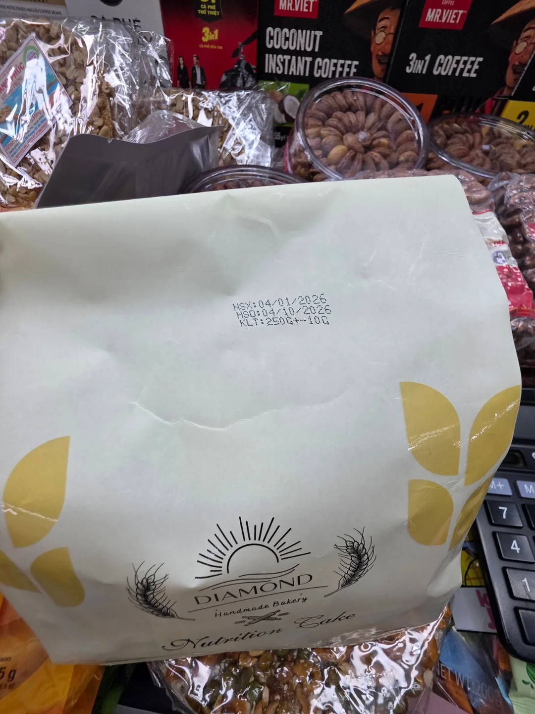 🇻🇳 Chuyến du lịch Đà Nẵng của ba người phụ nữ_ Golden Nut... Không ngờ lại ăn nhiều đến thế 😂