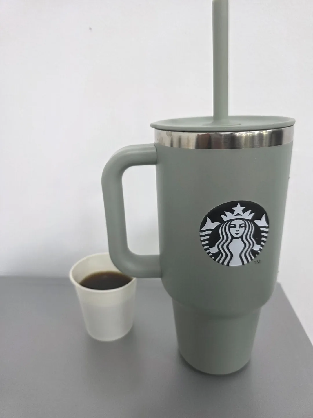 Bằng sức mạnh của caffeine! Kết thúc tăng ca!!