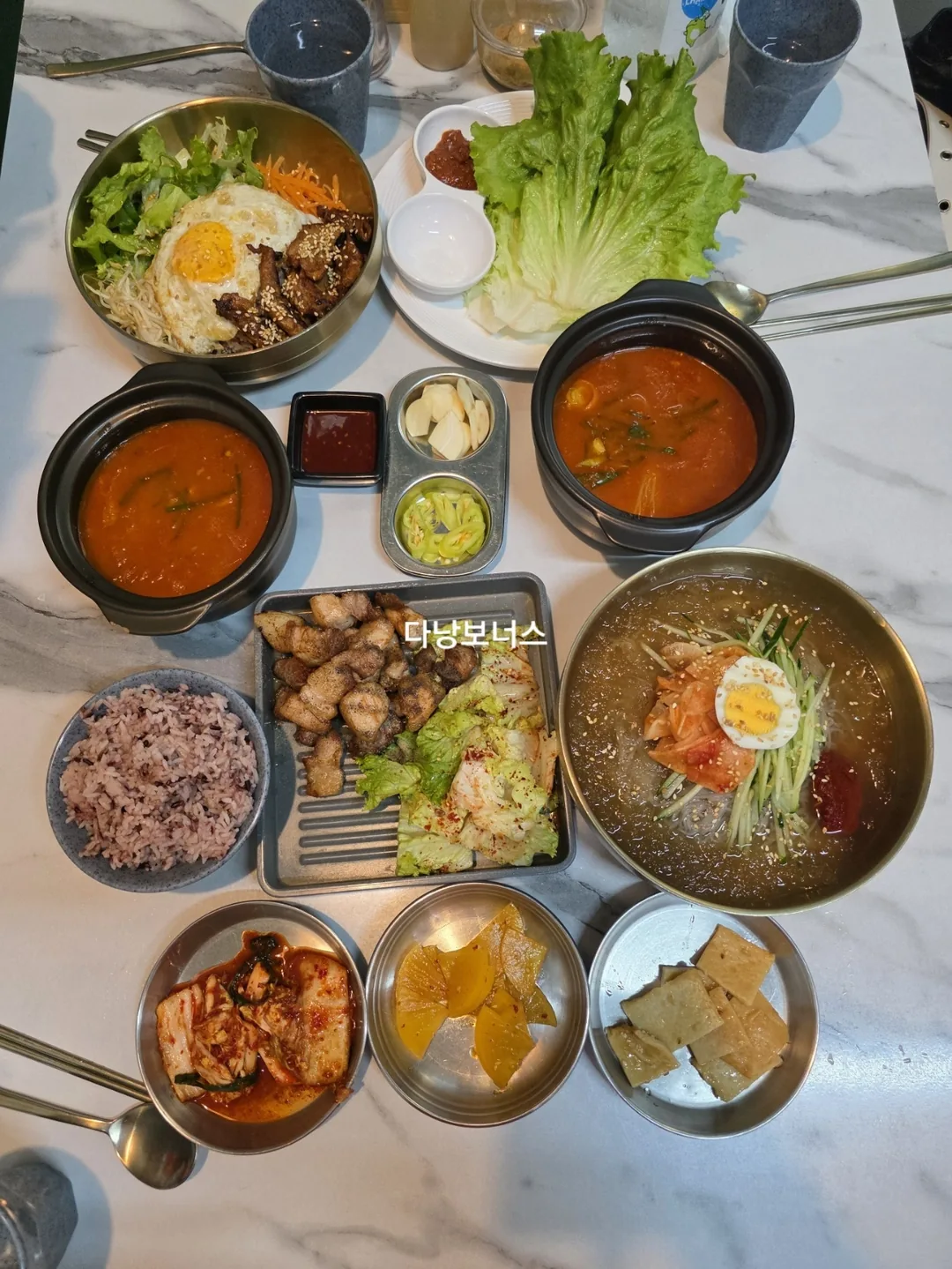 🇻🇳Chuyến du lịch Đà Nẵng của mẹ và hai con gái_ Khoảnh khắc cần món Hàn