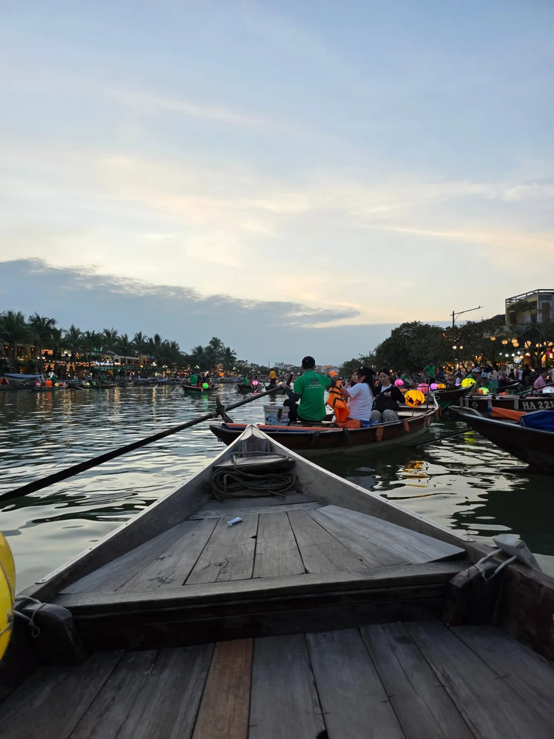🇻🇳Chuyến du lịch Đà Nẵng của ba mẹ con_ Tour sinh thái đặc biệt Hội An6️⃣ Thuyền hoa đăng ước nguyện & Nến ước nguyện