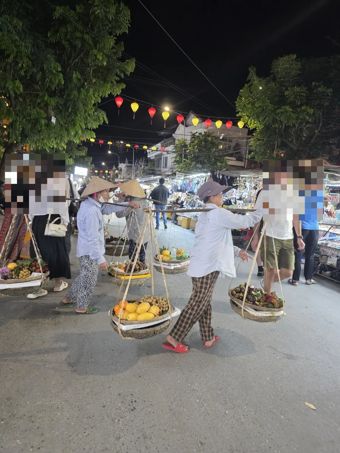 🇻🇳Chuyến du lịch Đà Nẵng của ba mẹ con_ Tour sinh thái đặc biệt Hội An7️⃣ Chợ đêm Hội An