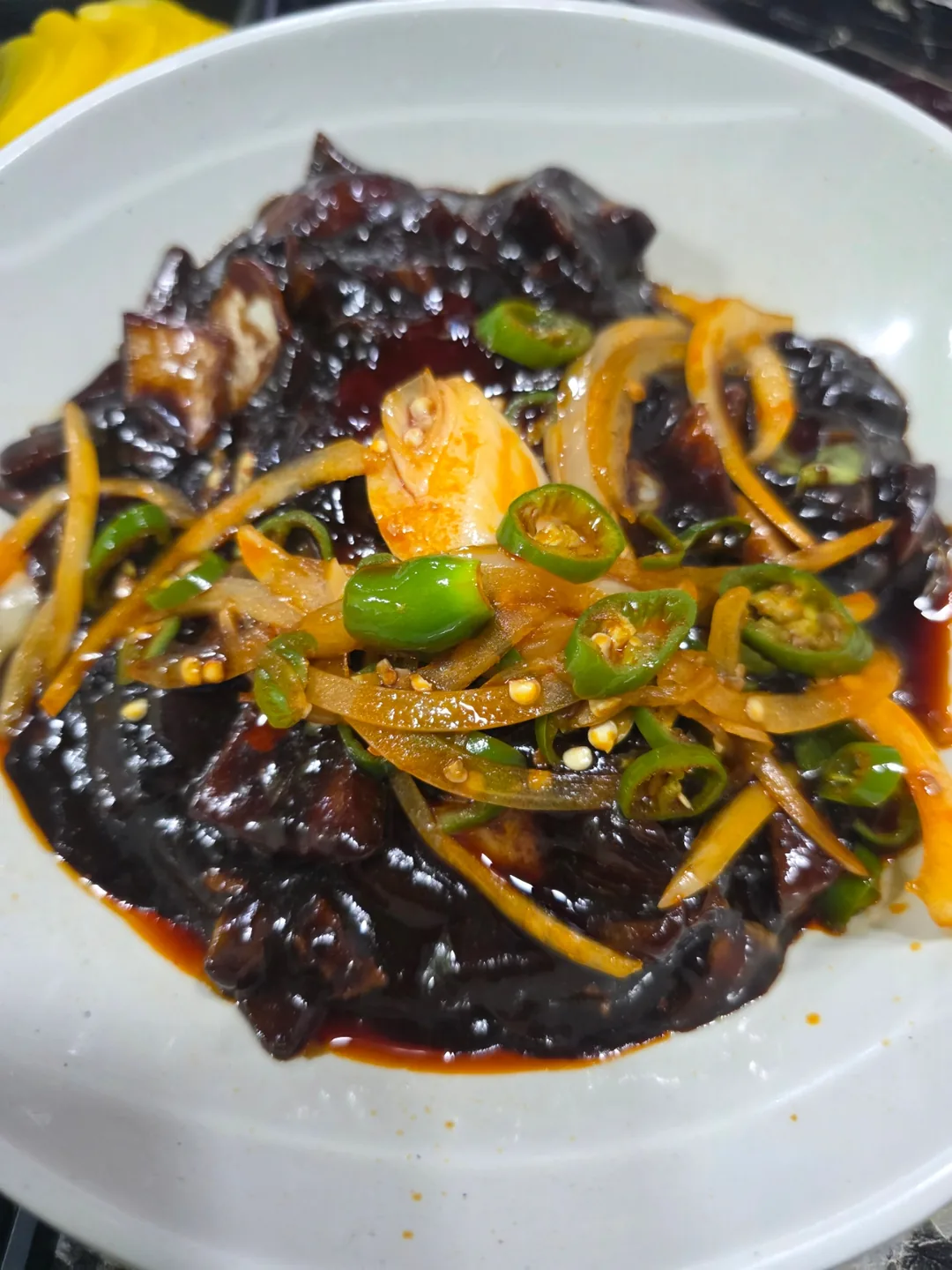Mì tương đen vào ngày chuyển nhà