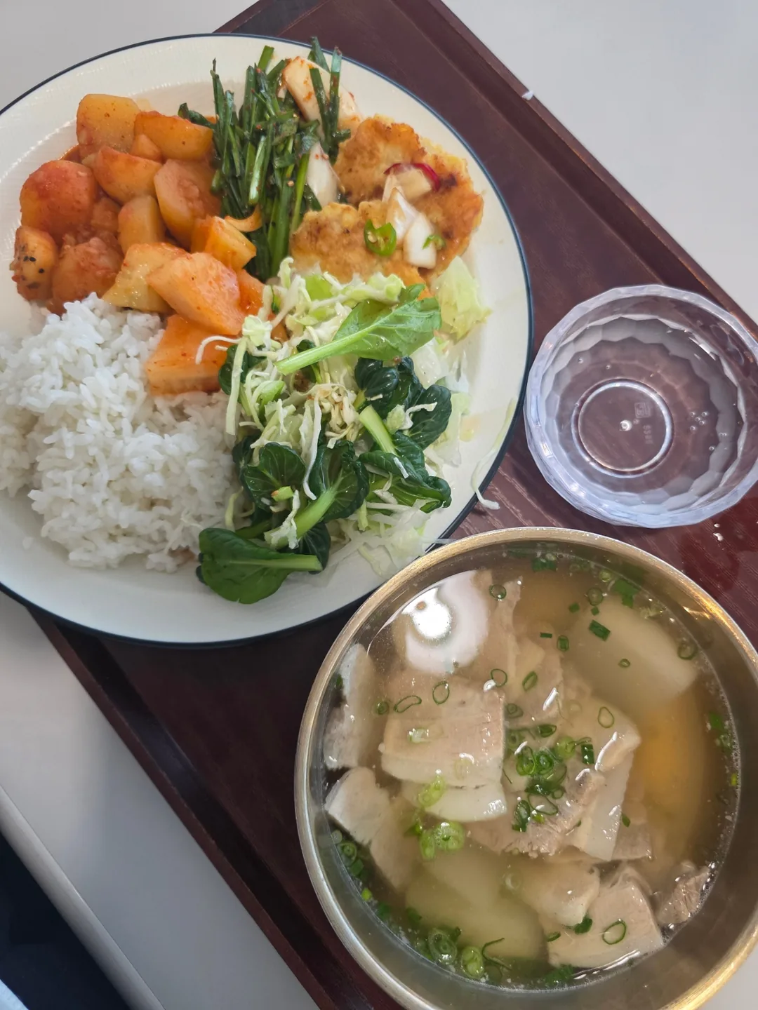 Chúc bữa trưa ngon miệng