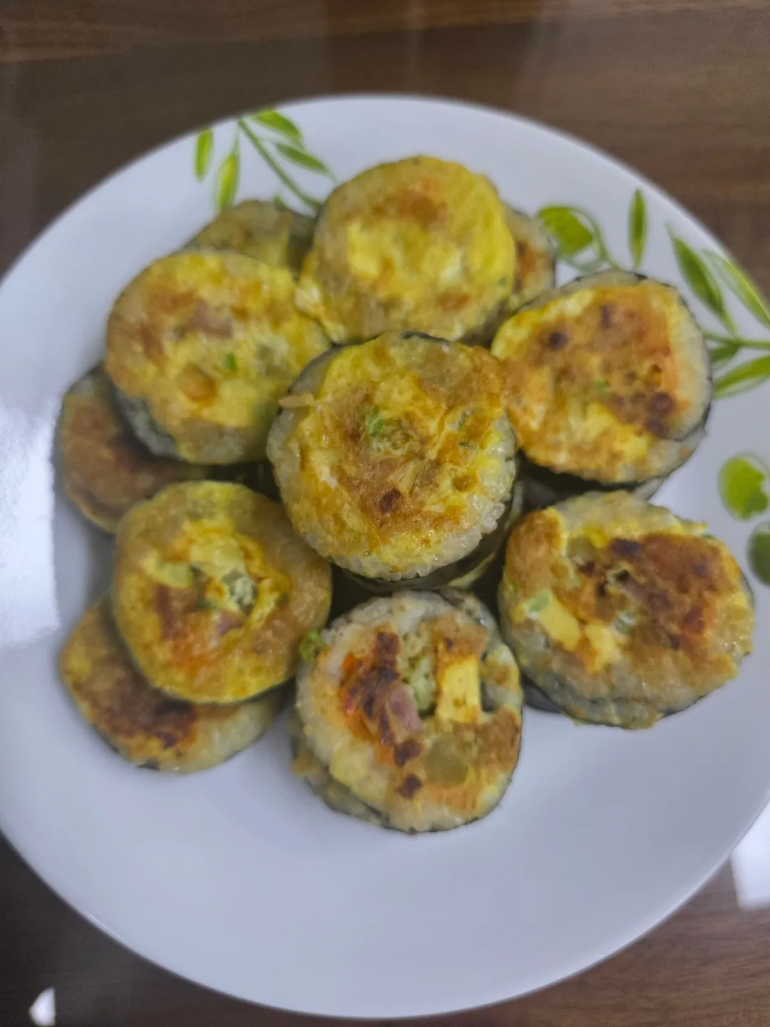 Cho ăn bữa trưa muộn!