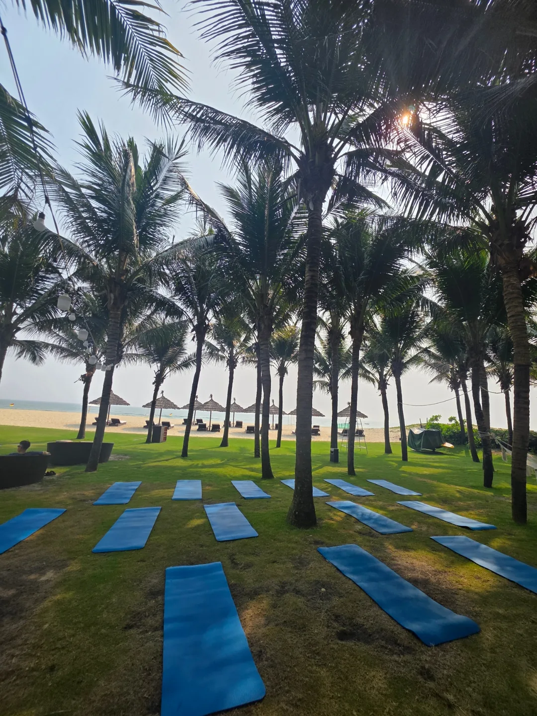 🇻🇳[Shilla Monogram Đà Nẵng] Hoạt động_ Từ bãi biển đến lớp học yoga!!👍