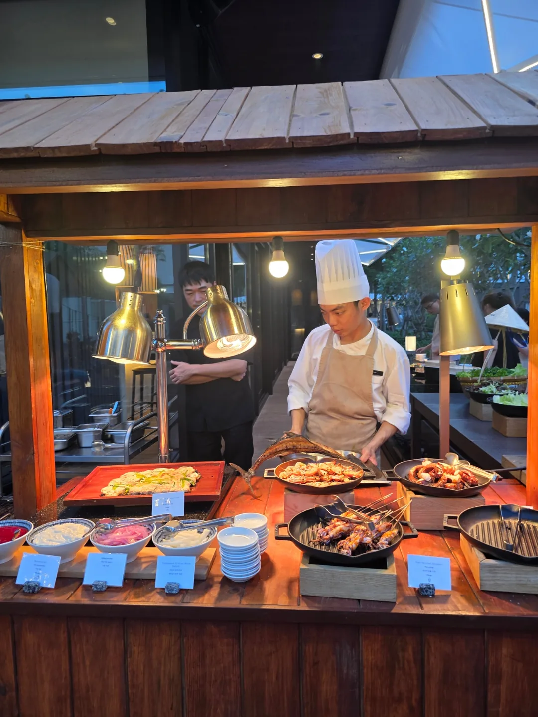 🇻🇳[Shilla Monogram Đà Nẵng] Bữa tối tuyệt vời nhất tại Bistro M, Buffet BBQ Grill & Chill