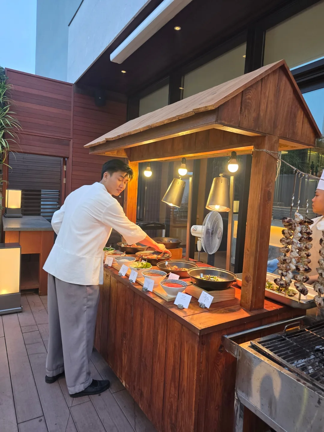 🇻🇳[Shilla Monogram Đà Nẵng] Bữa tối tuyệt vời nhất tại Bistro M, Buffet BBQ Grill & Chill
