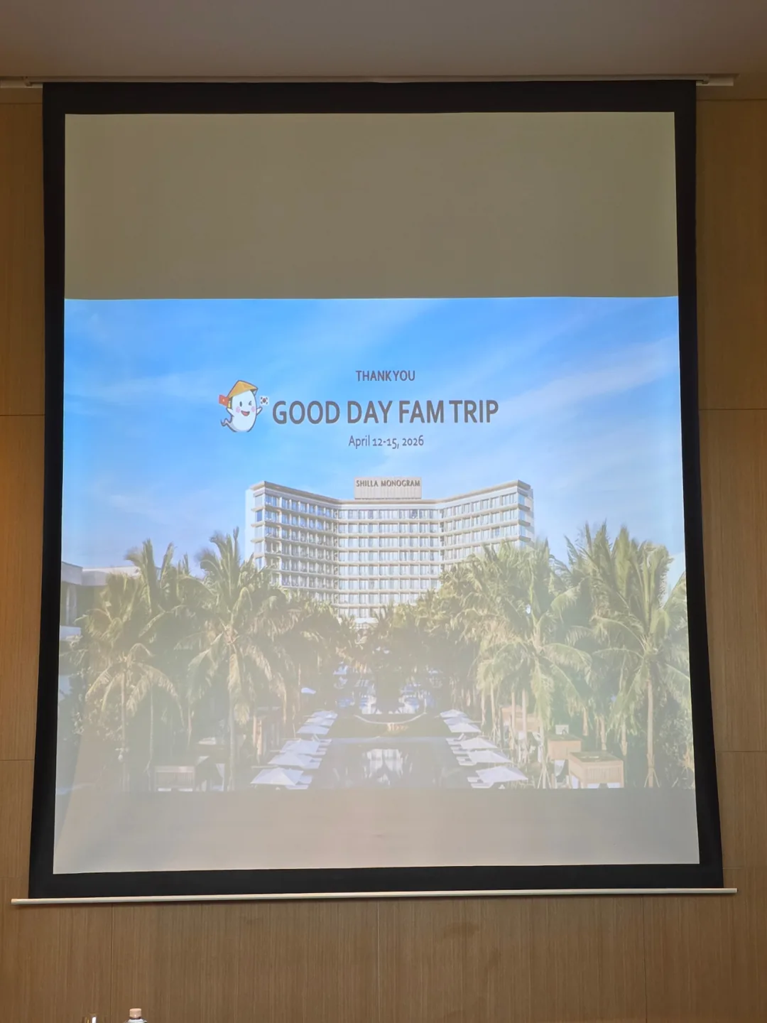 🇻🇳[Shilla Monogram Đà Nẵng] Giờ review chuyến famtrip địa phương tại Đà Nẵng được tổ chức trong phòng họp ✨