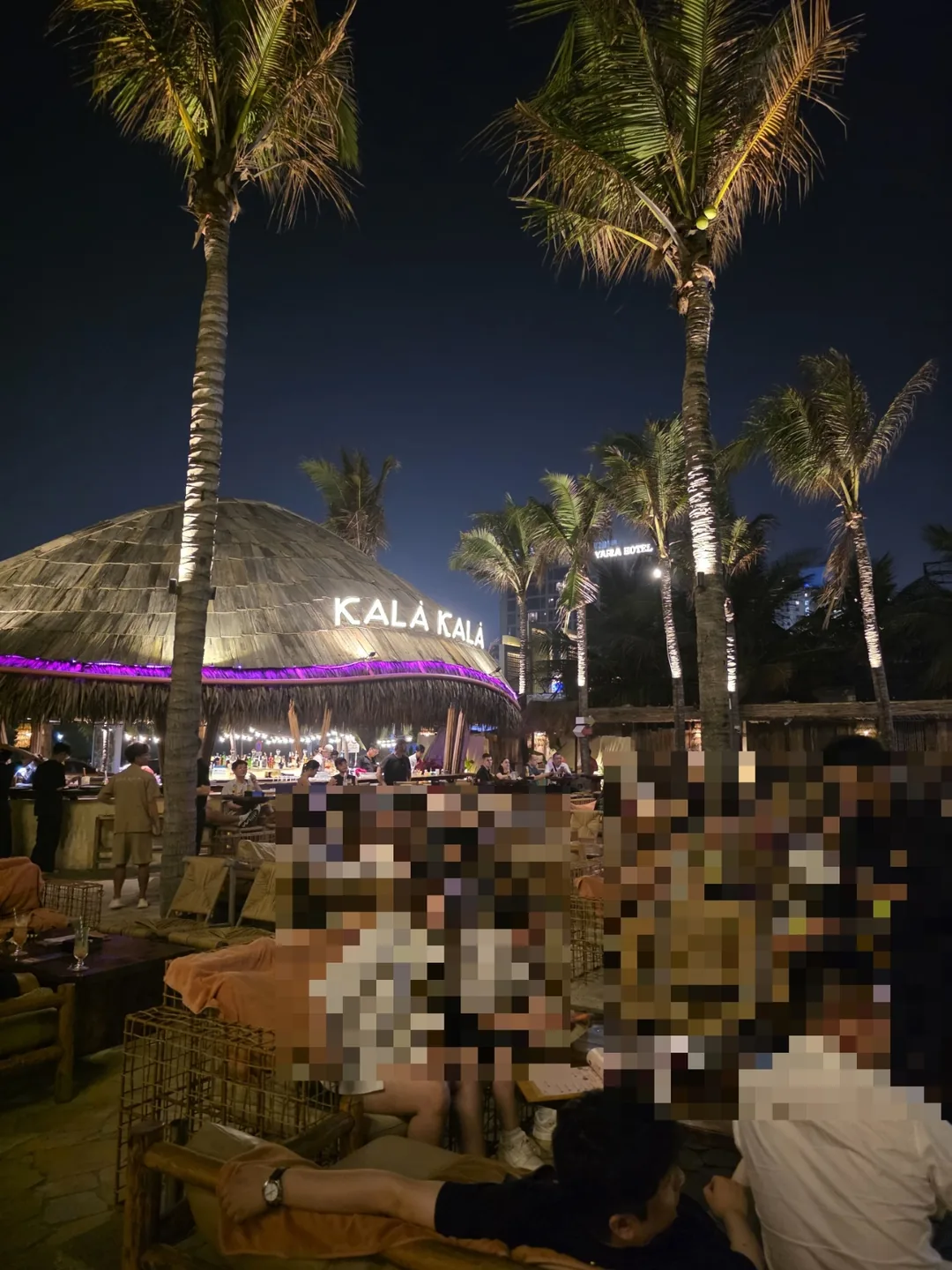 🇻🇳[Hậu trường Fam Tour Đà Nẵng] Beach Bar mới! KALA KALA!! Nơi muốn lắc lư theo điệu nhạc