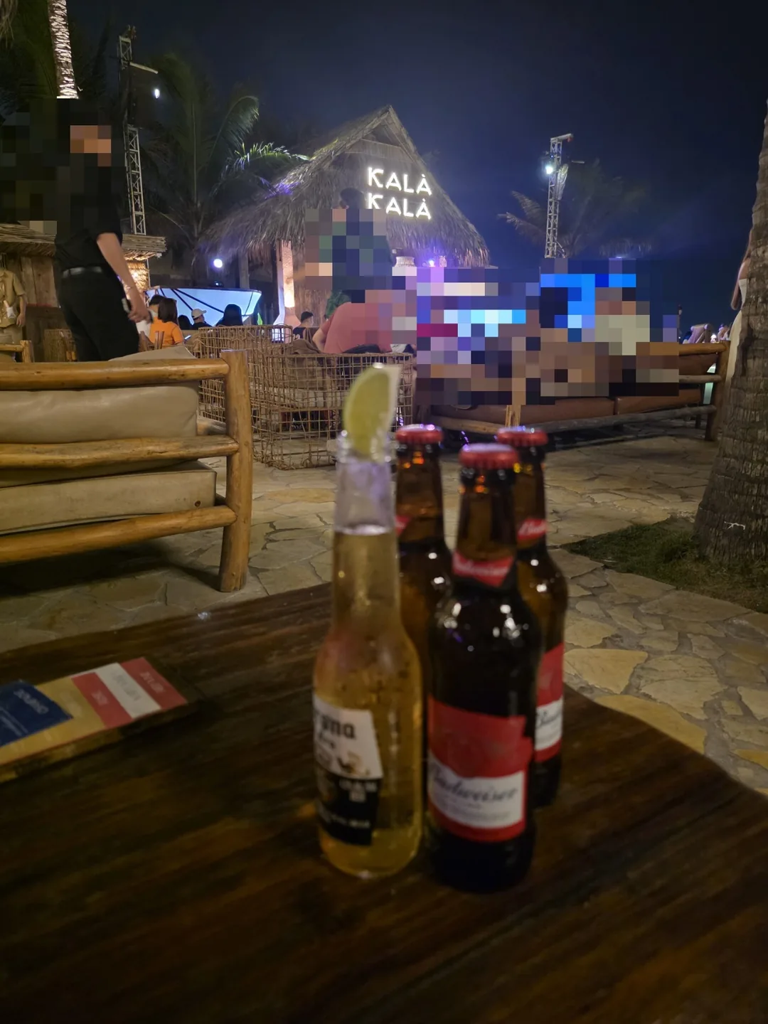 🇻🇳[Hậu trường Fam Tour Đà Nẵng] Beach Bar mới! KALA KALA!! Nơi muốn lắc lư theo điệu nhạc