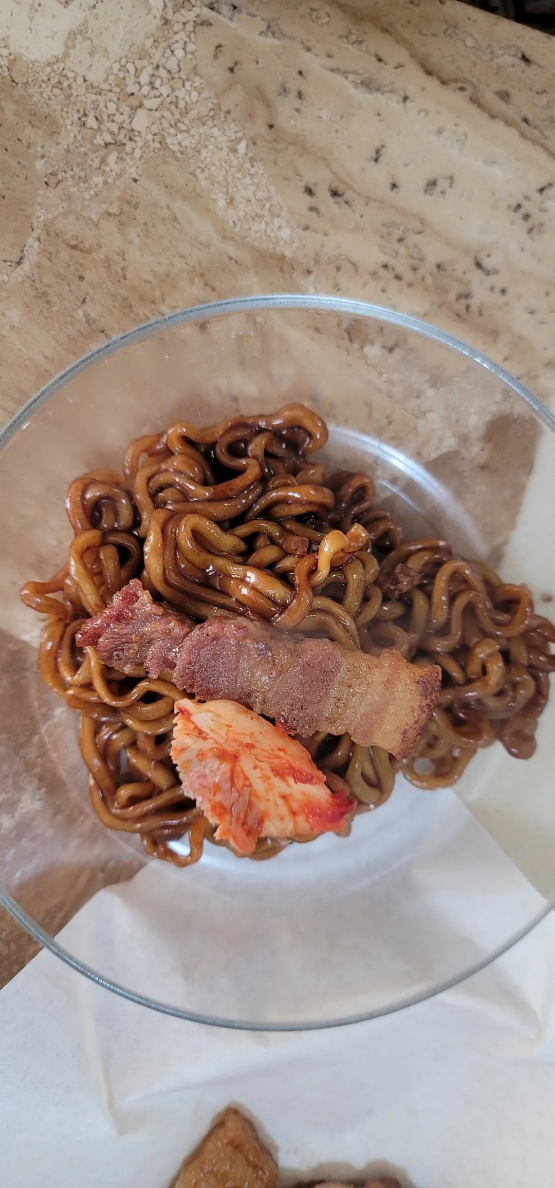 Mì ramen tương đen buổi sáng
