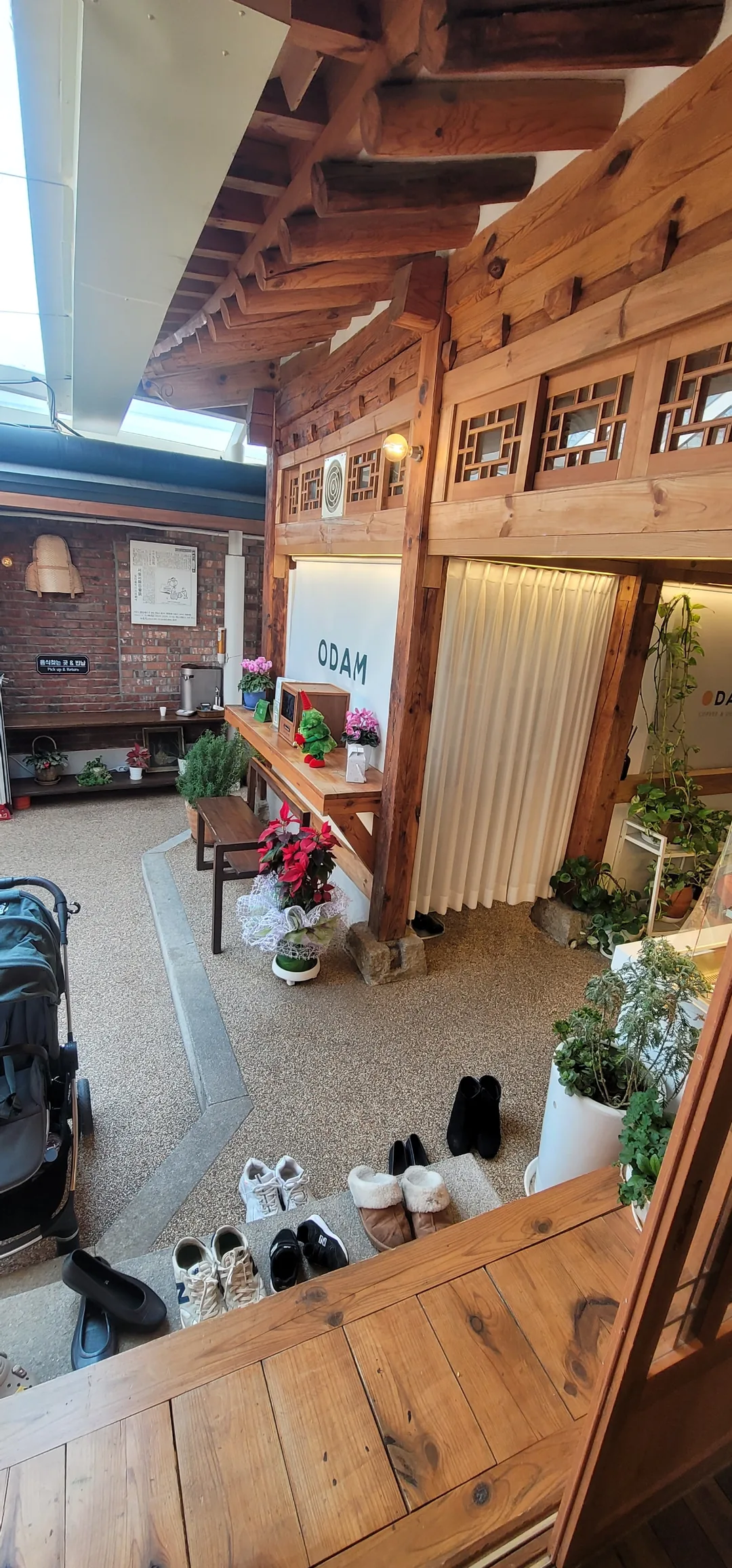 Du lịch) Quán cà phê Hanok Odam