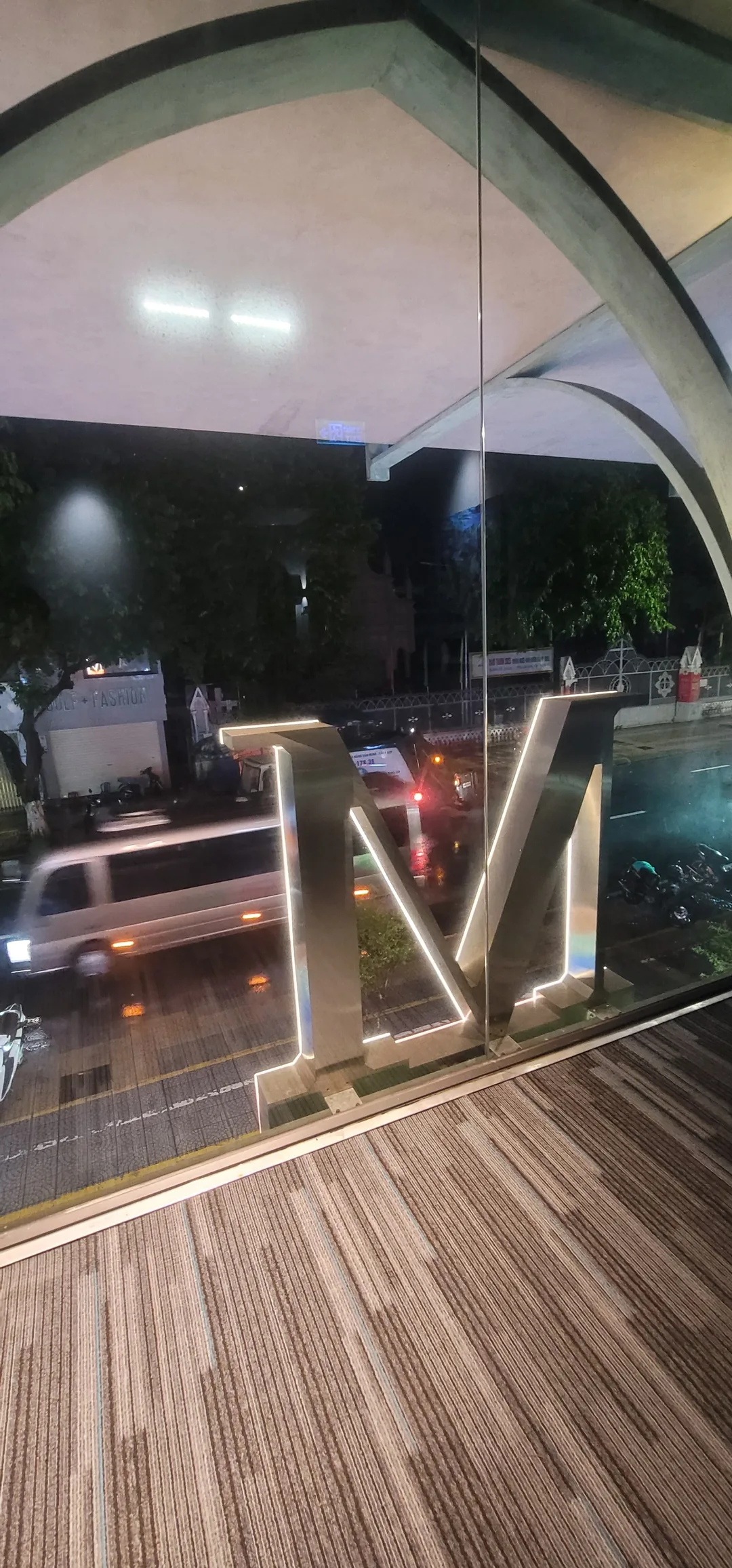 ✈️Review) Chỗ ở 0.5 đêm gần chợ Hàn, M Village Đà Nẵng Center