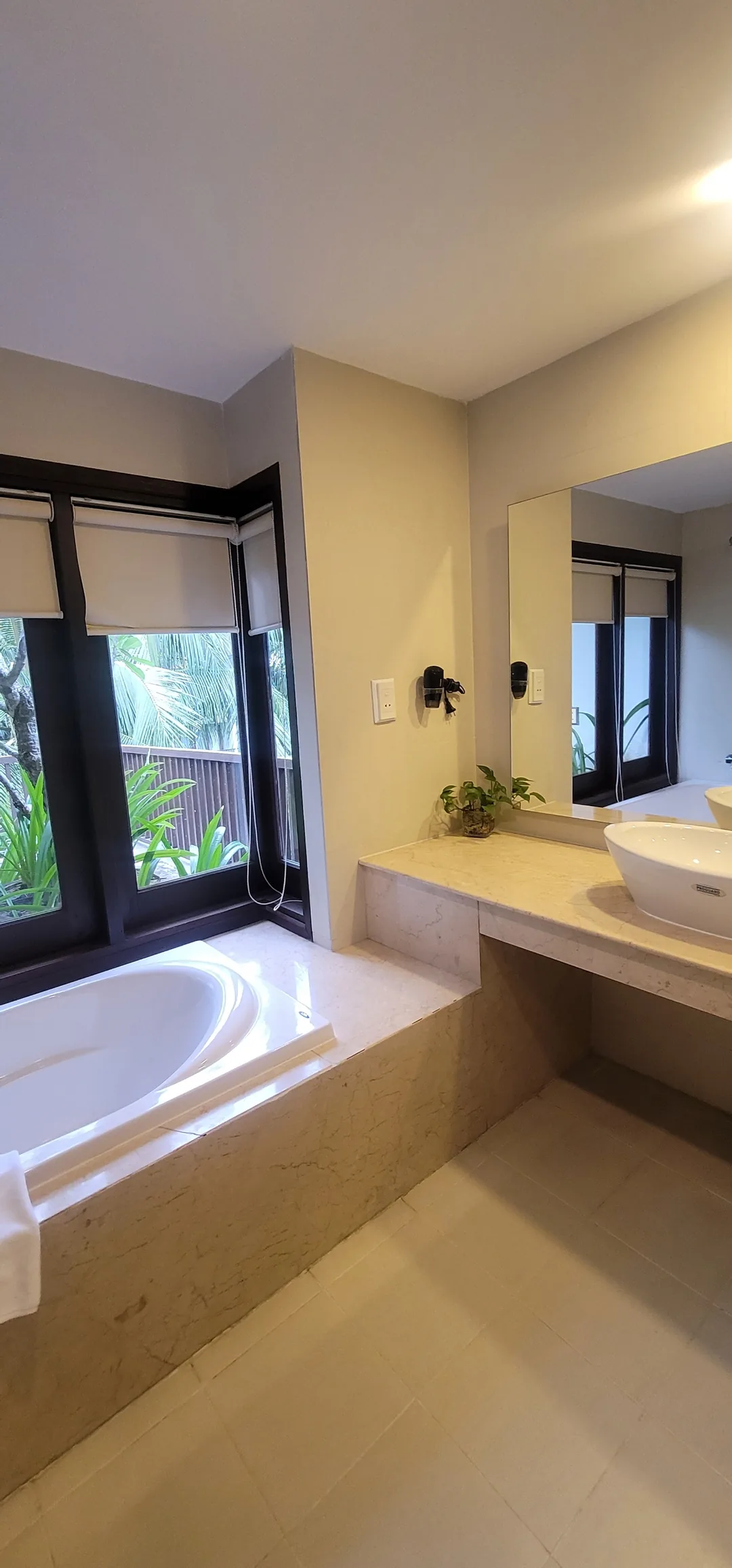 ✈️review) Khu nghỉ dưỡng Hoi An Emerald Riverside Resort