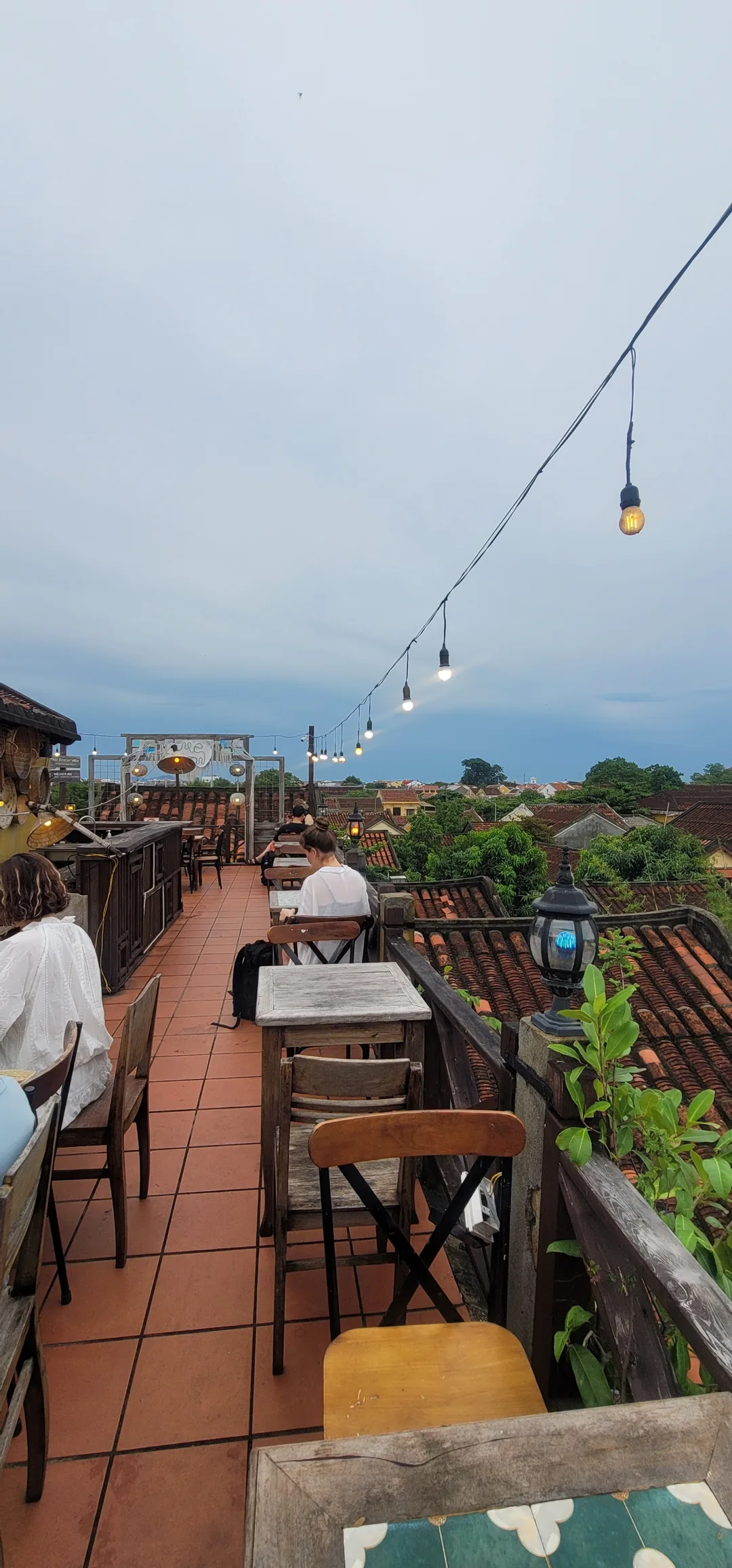 ✈️review)quán cà phê rooftop ở Hội An -Mê Hội An(Me Hoian)