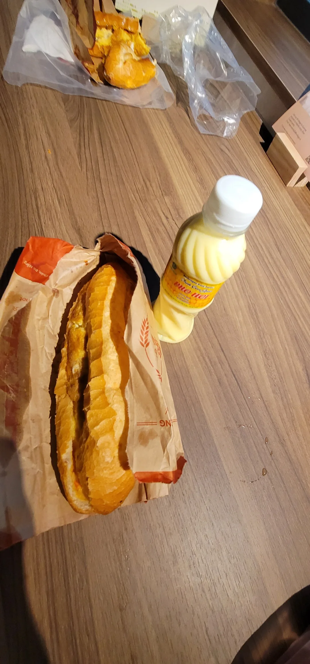 ✈️Review) Quán bánh mì trứng ngon - Bánh Mì Cô Tiên
