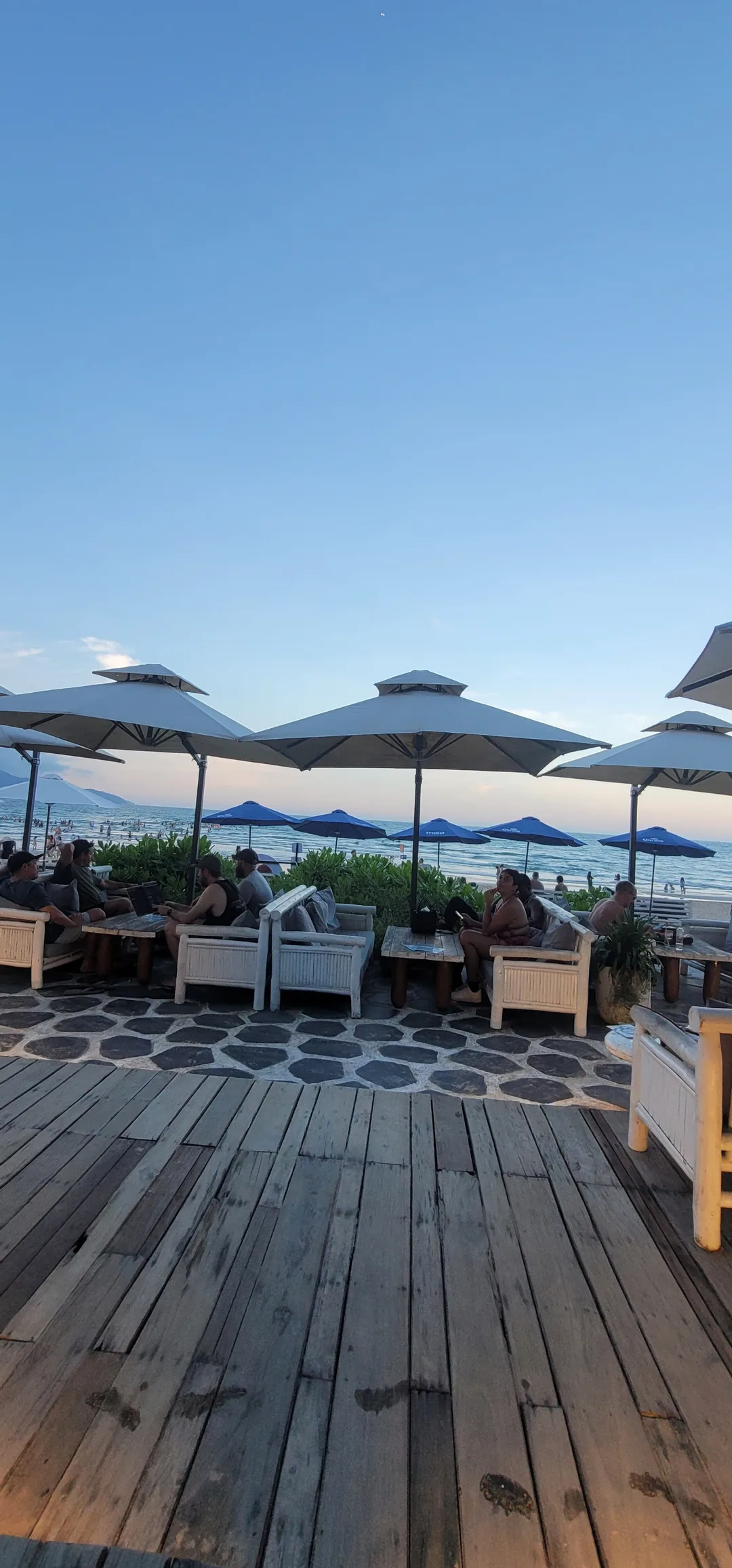 [Review du lịch] Mykebich, quán bar bãi biển Maia (Maia beach bar)