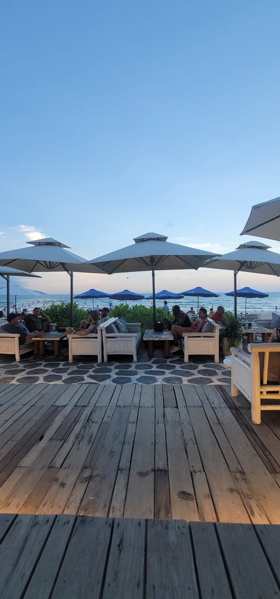 [Review du lịch] Mykebich, quán bar bãi biển Maia (Maia beach bar)