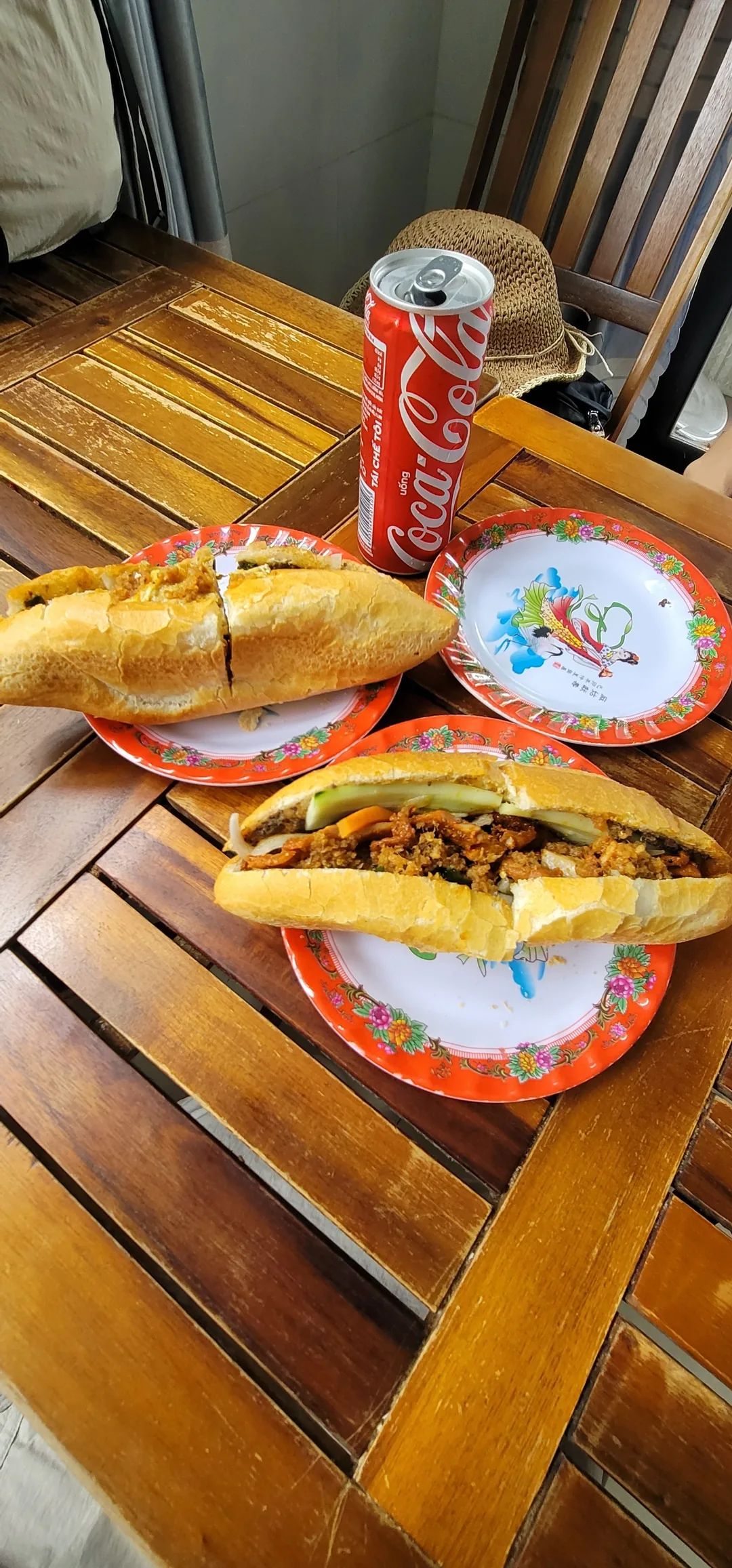 ✈️Review) Quán bánh mì ngon ở Hội An - Madam Khánh Bánh Mì Queen