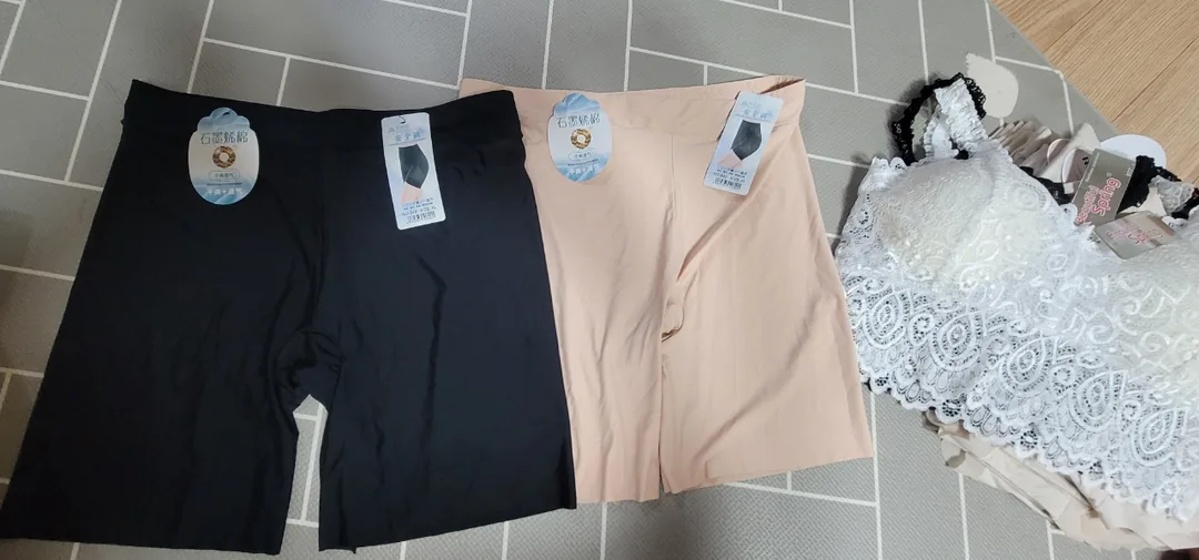 ✈️Review) Mua đồ ngon ở tiệm đồ lót số 165 trong chợ~ bra top, quần lót drawers, quần lót định hình