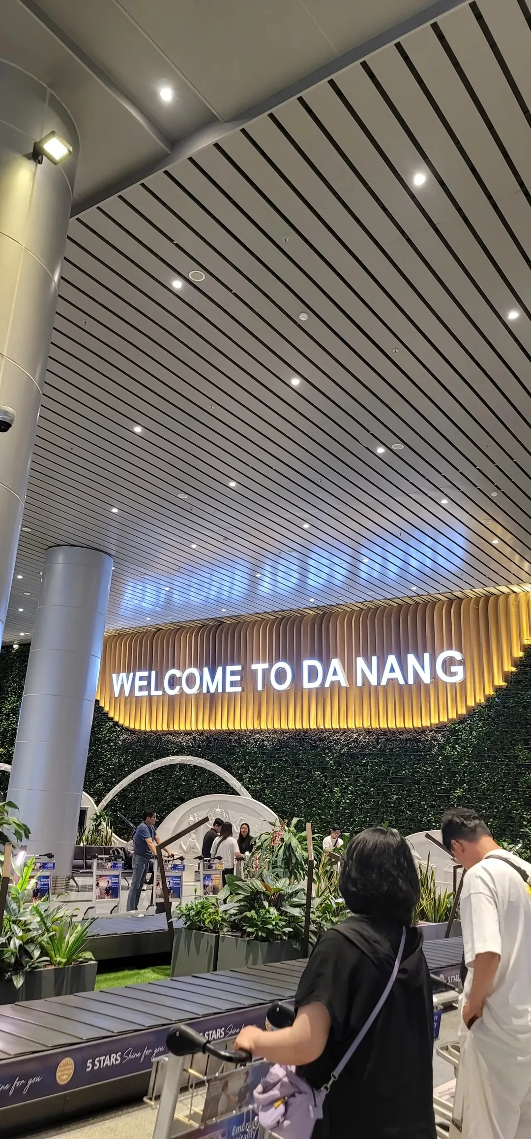 ✈️Đánh giá) Dịch vụ đón sân bay Đà Nẵng thì đúng là phải chọn Danang Local