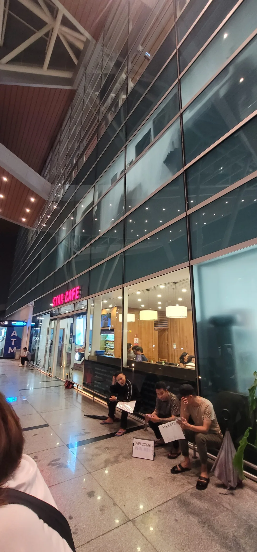 ✈️Đánh giá) Dịch vụ đón sân bay Đà Nẵng thì đúng là phải chọn Danang Local