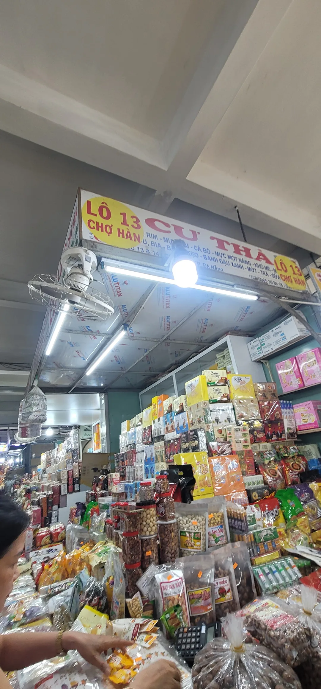 ✈️Đánh giá) Chợ Hansi số 13 - Đồ ăn vặt. Khoảng giá tương đối